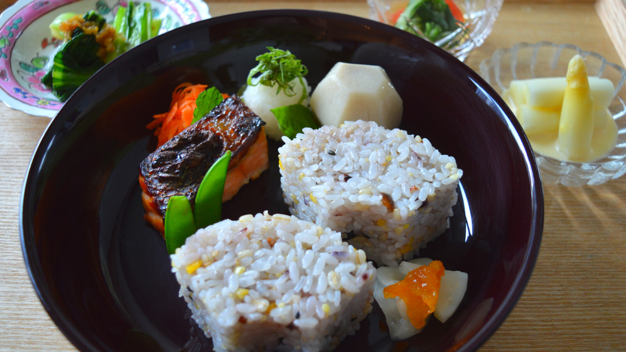 鮭弁当