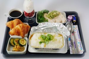 Asahi Weekly 2026年7月5日号掲載「あったらいいな、機内食」パリ⇒台北